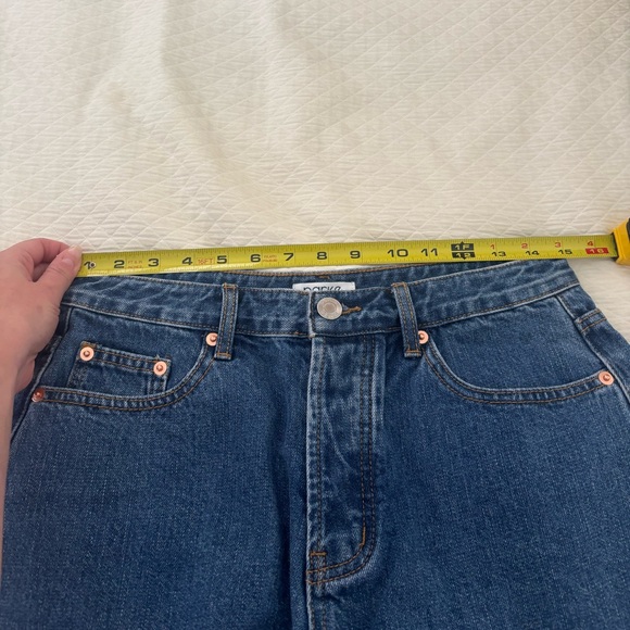 Parke NWT jean shorts, size 28 - Picture 3 of 3